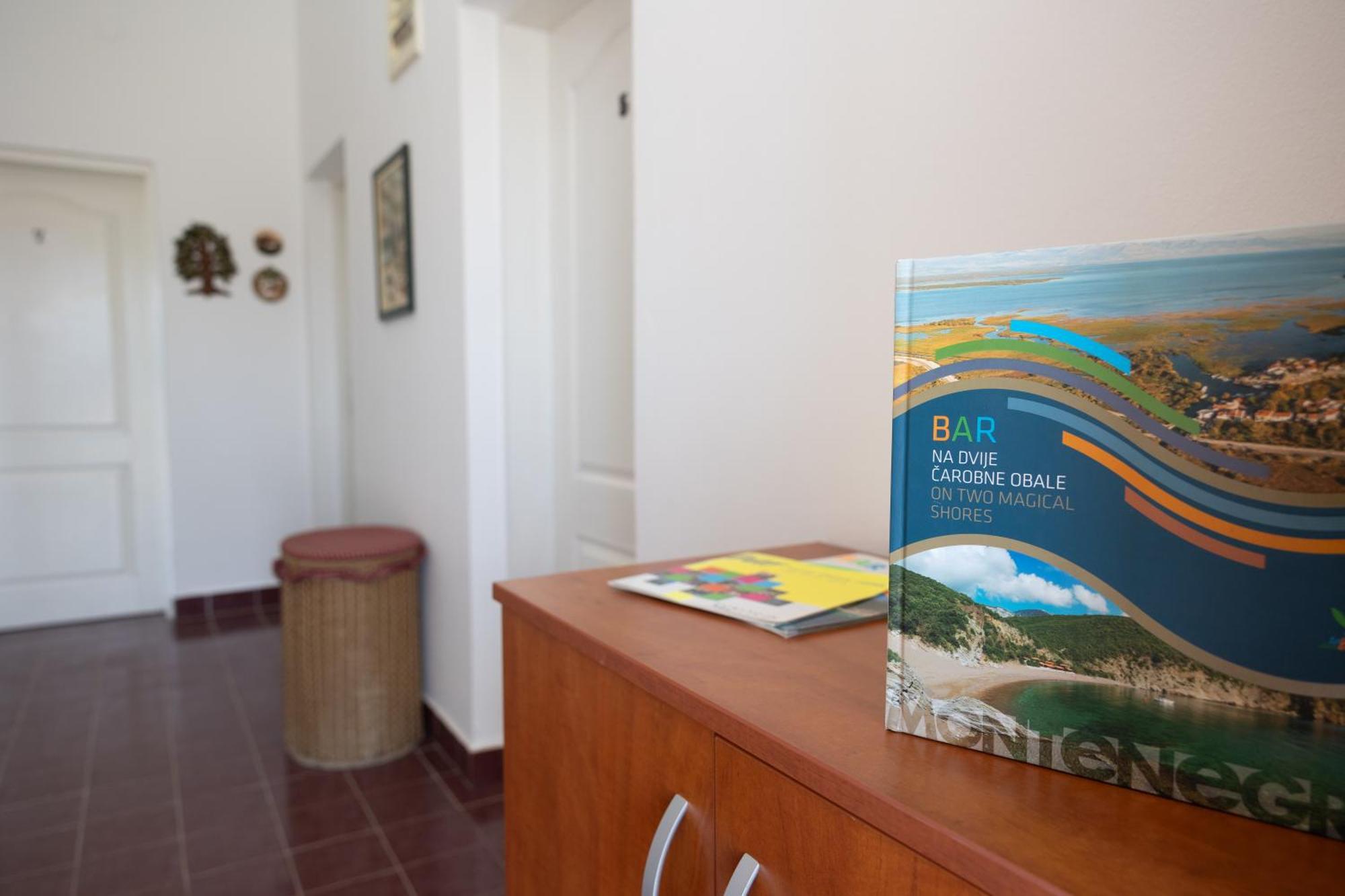 Apartmani Novkovic บาร์ ภายนอก รูปภาพ