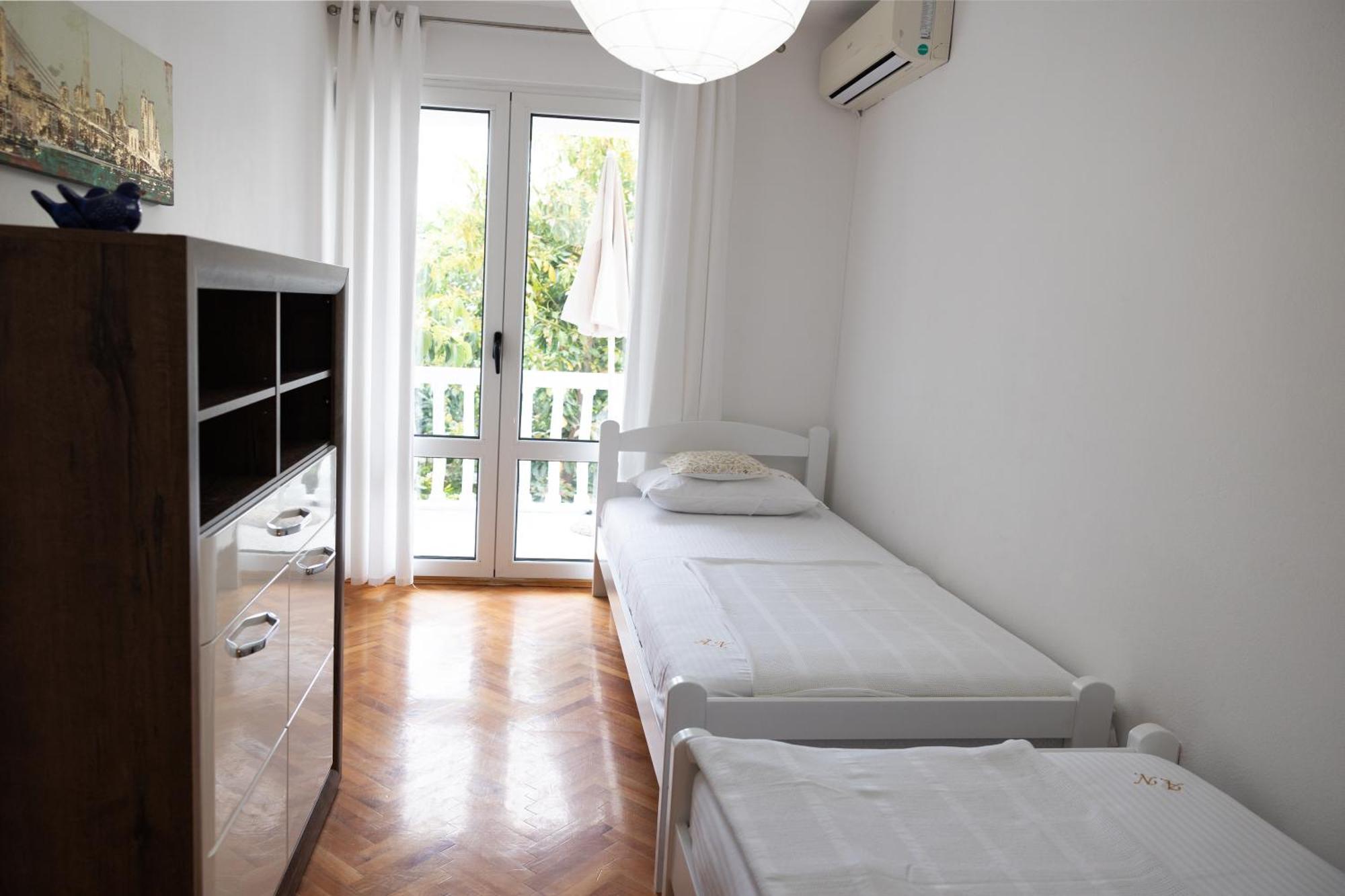 Apartmani Novkovic บาร์ ภายนอก รูปภาพ