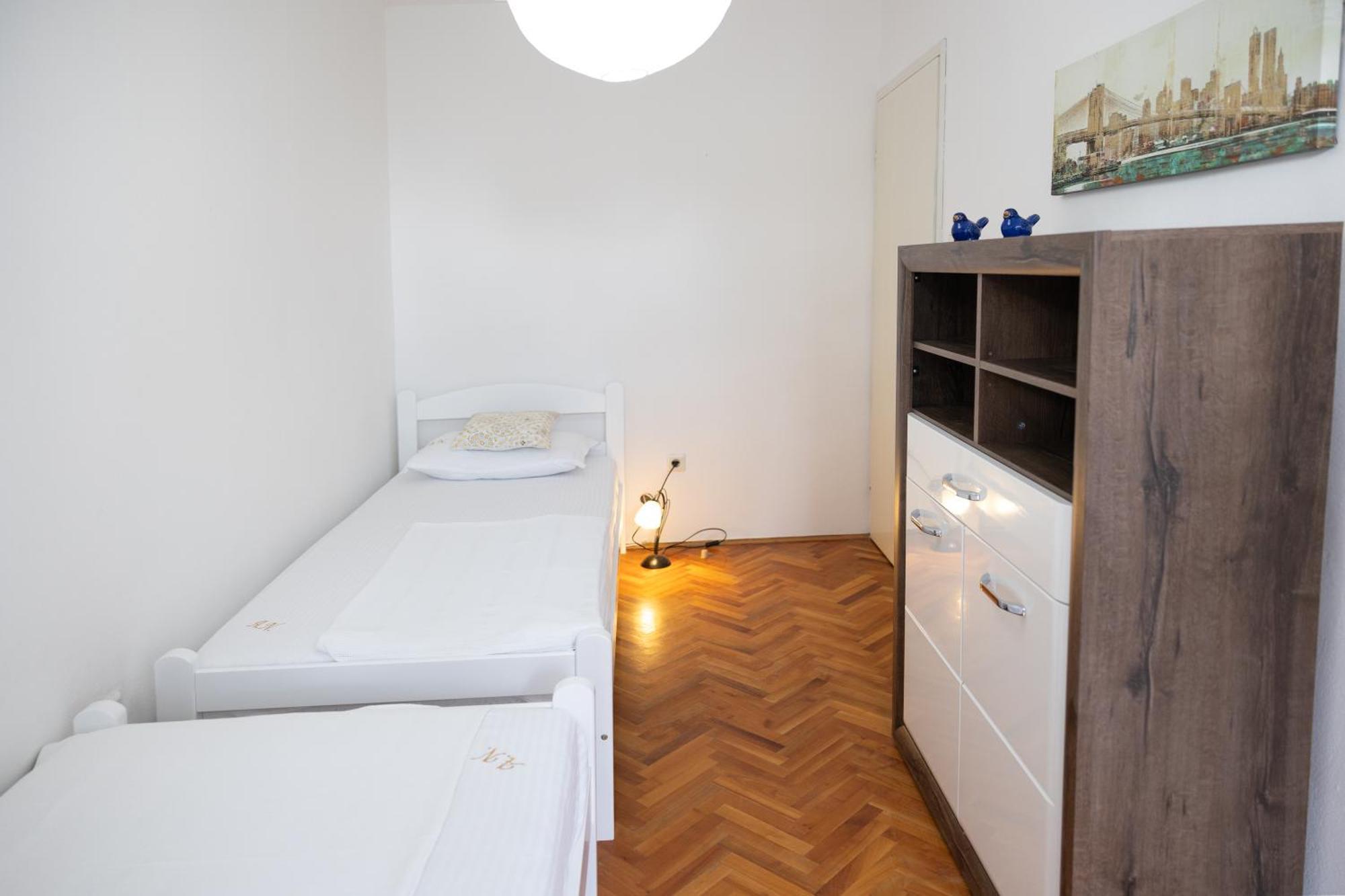 Apartmani Novkovic บาร์ ภายนอก รูปภาพ